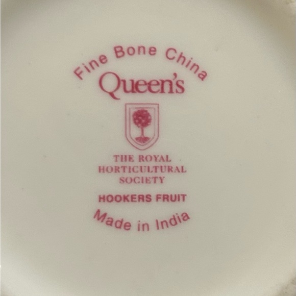 Fine bone China Queen’s (“Hookers Fruit”) creamer. Made in India - Picture 11 of 11